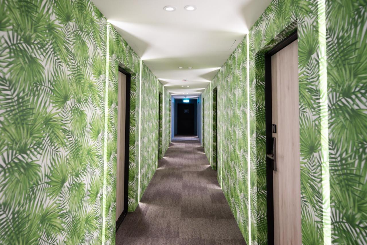 Lovestar Lakeside Hotel - Stars Building Nanwan Exterior photo